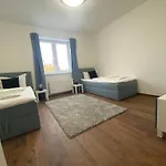 Royal Ocean Mit Sauna, Spielekonsole Und Whirlpool Holiday home Rostock