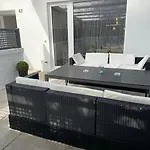 Holiday home Royal Ocean Mit Sauna, Spielekonsole Und Whirlpool *