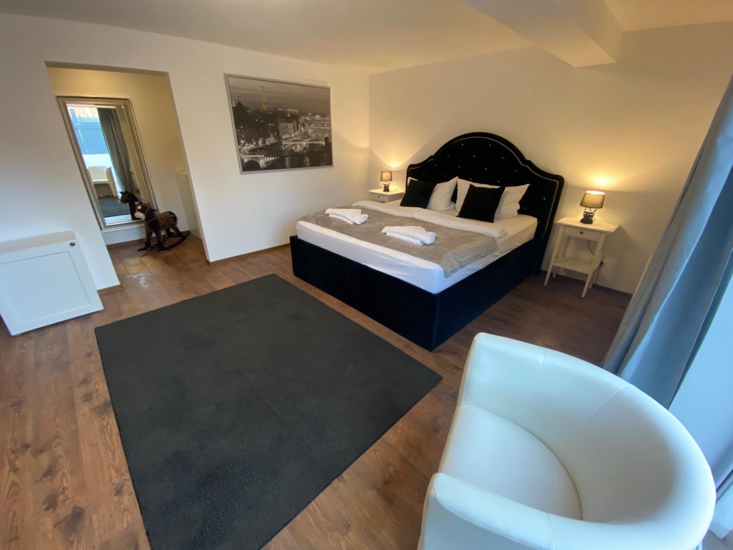 Royal Ocean Mit Sauna, Spielekonsole Und Whirlpool Rostock